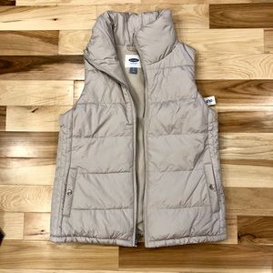 Old Navy Puffer Vest